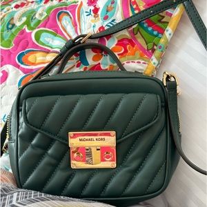 MK forest green crossbody. Excellent used a few times only bag